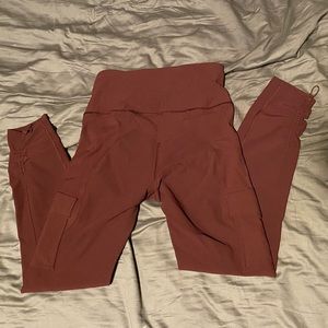 Lululemon Hiking Leggings (size 6)